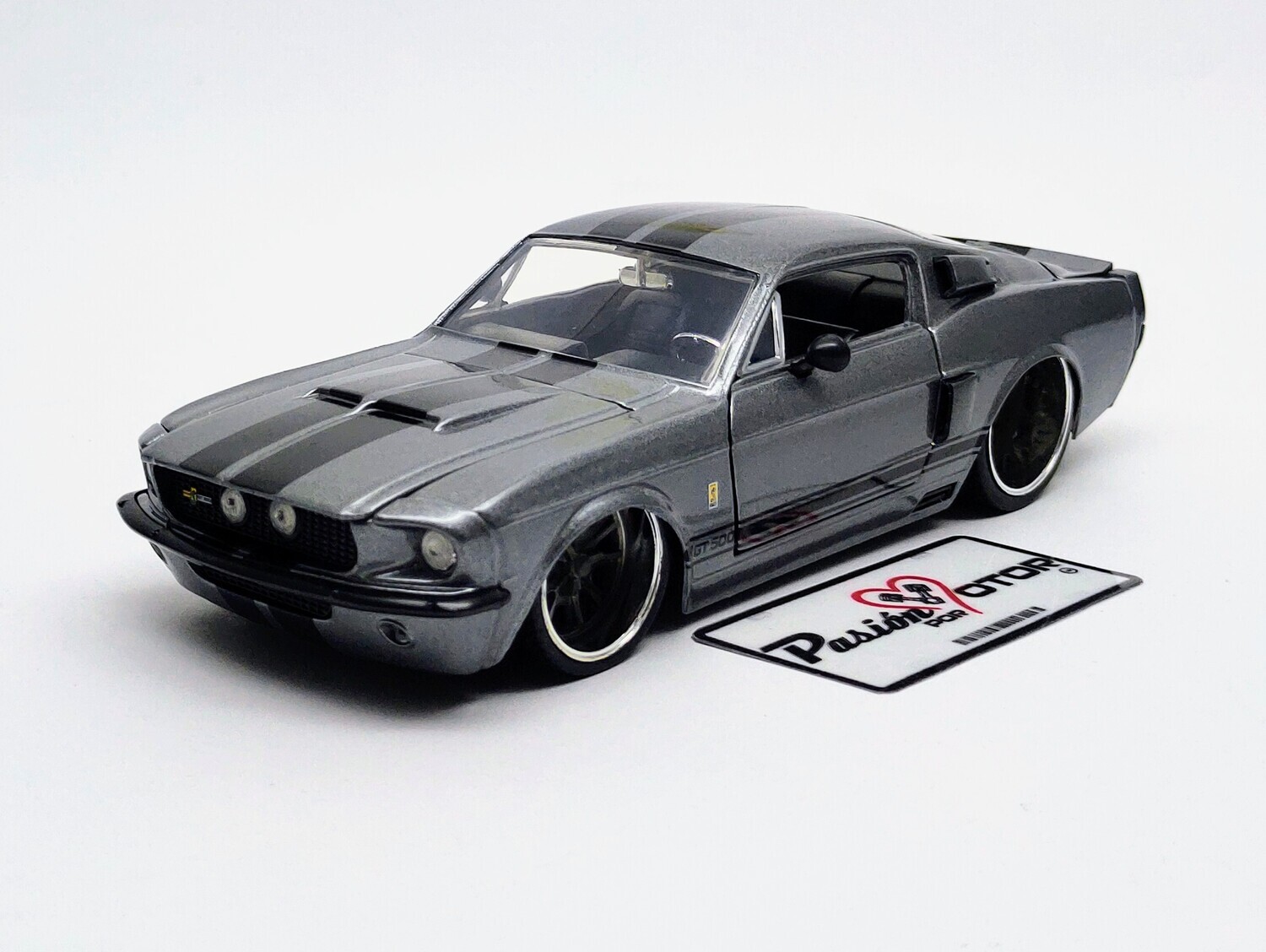 1:24 Shelby GT-500 Coupe 1967 Gris c Franjas JADA TOYS Big Time Muscle Ford Mustang 01926