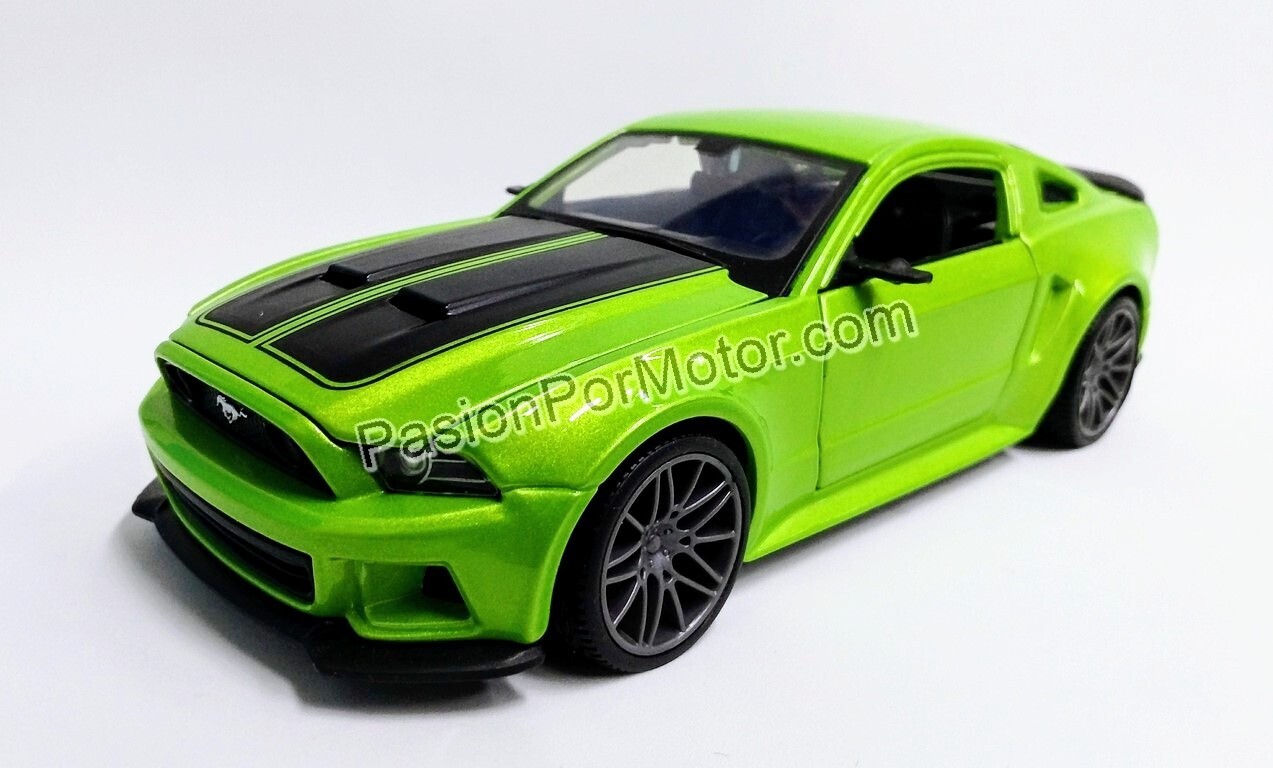 1:24 Ford Mustang Street Racer Coupe 2014 Maisto Special Edition