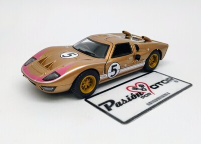 5 Pulgadas / 1:32 Ford GT40 MKII Coupe 1966 Heritage #5 Ocre KINSMART En Display a Granel 02586