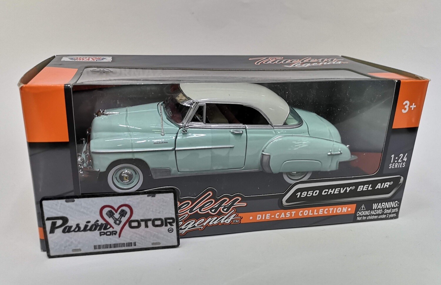 1:24 Chevrolet Bel Air Coupe 1950 Verde MOTOR MAX Timeless Legends 02601