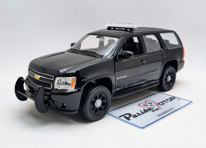 1:24 Chevrolet Tahoe Patrulla 2008 Police Pursuit Negro WELLY