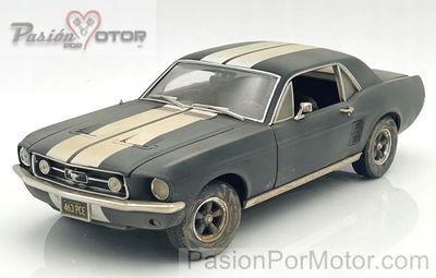1:18 Ford Mustang Hard Top 1967 Creed II GREENLIGHT 03644