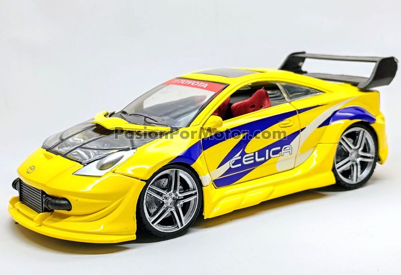 1:24 Toyota Celica 2001 Tuning Amarillo NEW RAY 03898