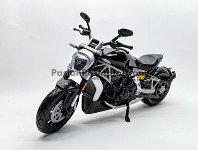 1:12 Ducati X Diavel S 2016 Negro Moto MAISTO Motorcycles 02615