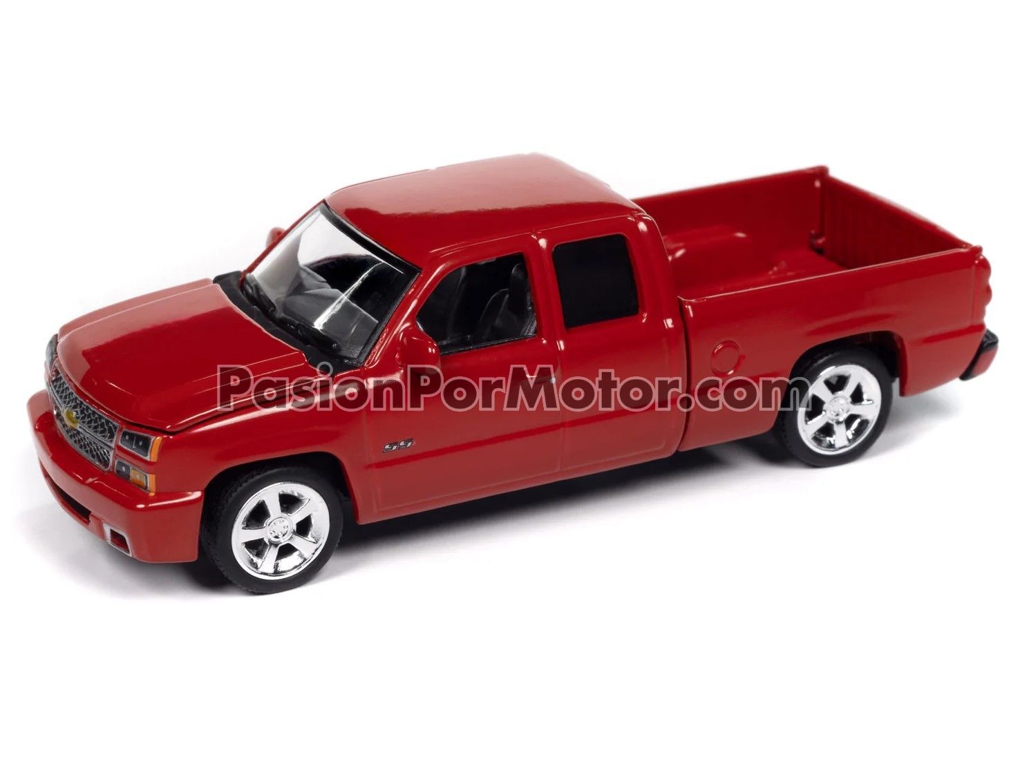1:64 Chevrolet Silverado SS Cabina Extendida Fleetside 2006 Rojo Pick Up AUTO WORLD Muscle Trucks Premium Series