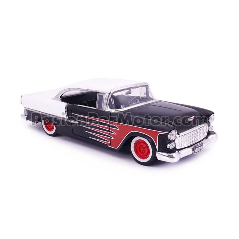 1:24 Chevrolet Bel Air Hard Top Custom Coupe 1955 Negro Mate Con Franjas Rojas JADA TOYS Big Time Muscle 04200