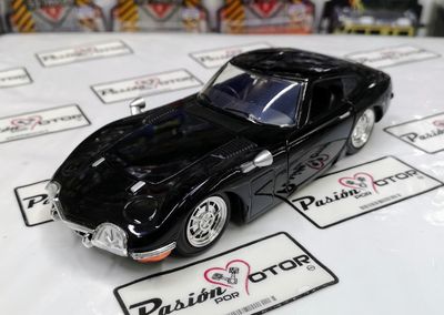 1:24 Toyota 2000 GT 1967 Negro JADA TOYS JDM Tuners Display a Granel 04454
