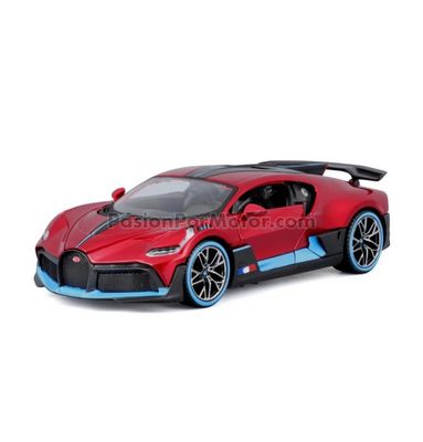 1:24 Bugatti Divo Coupe 2018 Rojo Candy MAISTO Special Edition 04487