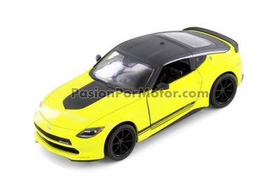 5 Pulgadas / 1:36 Nissan Fairlady Z Customized Edition 2023 Amarillo KINSMART En Display a Granel 04510