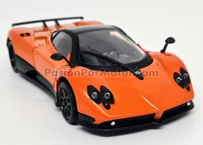1:24 Pagani Zonda F 2005 Naranja  MOTOR MAX Timeless Legends 04619