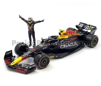 1:24 Red Bull Racing RB19 #11 Con Figura Sergio ¨ Checo ¨ Perez Formula 1 Temporada 2023 Constructors Champions BBURAGO Race 04603