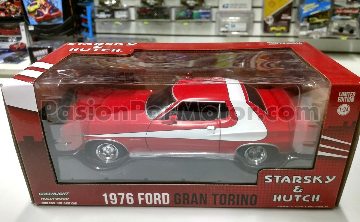 1:24 Ford Gran Torino 1976 Starsky &amp; Hutch GREENLIGHT Hollywood  01210