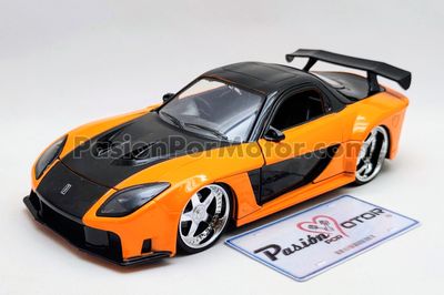 1:24 Mazda RX-7 Veilside 1995 + Figura Han´s  Rapido Y Furioso 3 Reto Tokio JADA TOYS 02717