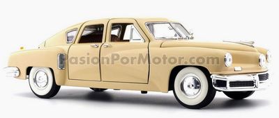 1:18 Tucker Torpedo Sedan 1948 Crema LUCKY DIE CAST Road Legends 02826
