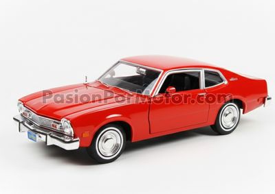 1:24 Ford Maverick Coupe 1974 Rojo MOTOR MAX 02985
