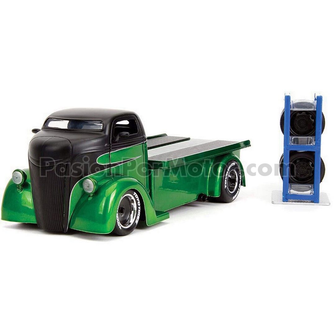1:24 Ford C.O.E. 1947 Grua de Plataforma Verde &quot; Toyo Tires&quot; Con Rines Extra JADA TOYS Just Trucks 02327