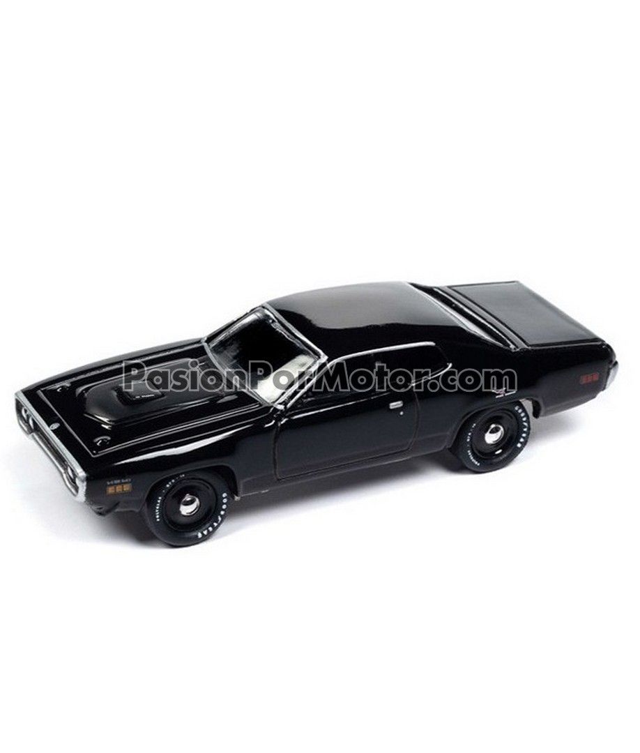 1:64 Plymouth Road Runner 1971 Negro JOHNNY LIGHTNING Mecum Auctions 04782