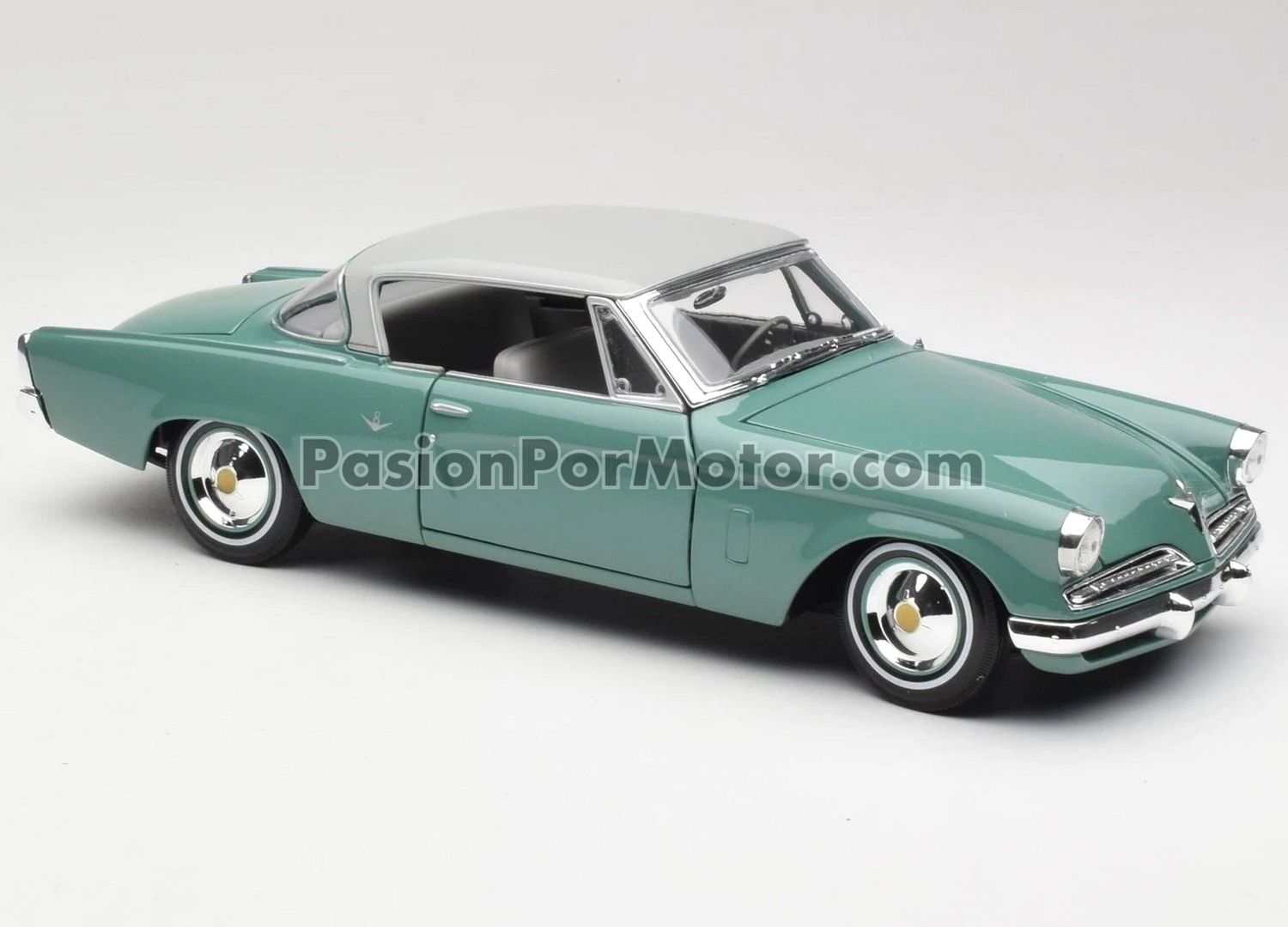 1:18 Studebaker Starliner 1953 Verde MAISTO Special Edition 04819 1:18 Studebaker Starliner 1953 Verde MAISTO Special Edition 04819