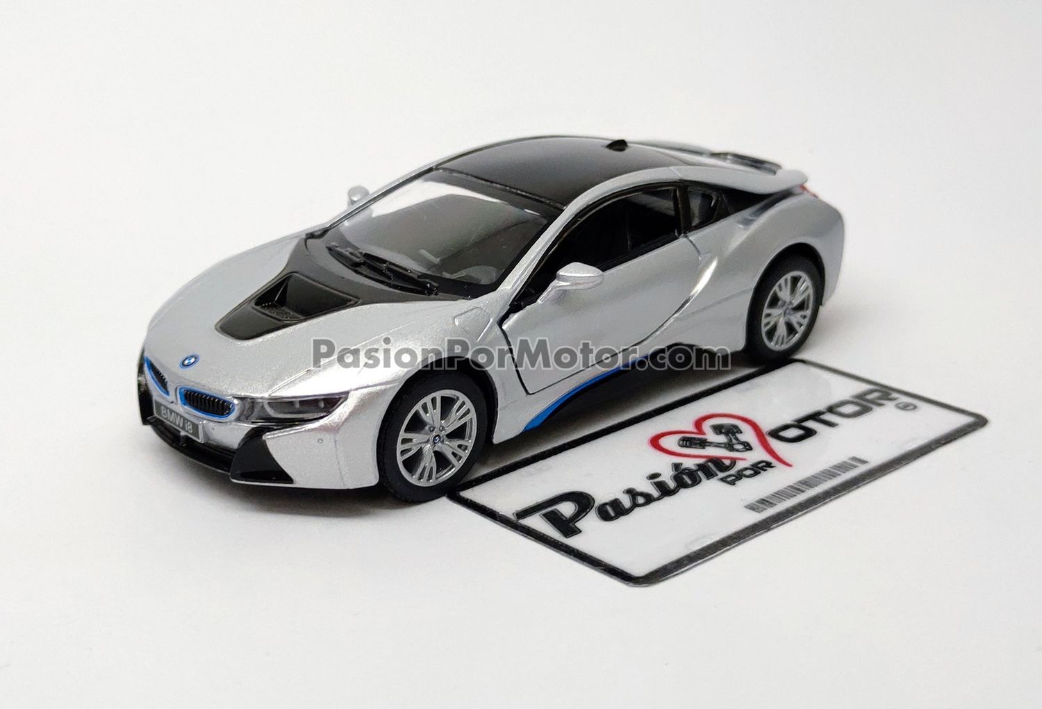 5 Pulgadas / 1:36 BMW i8 Coupe 2018 Plata KINSMART En Display a Granel 1:32 01109