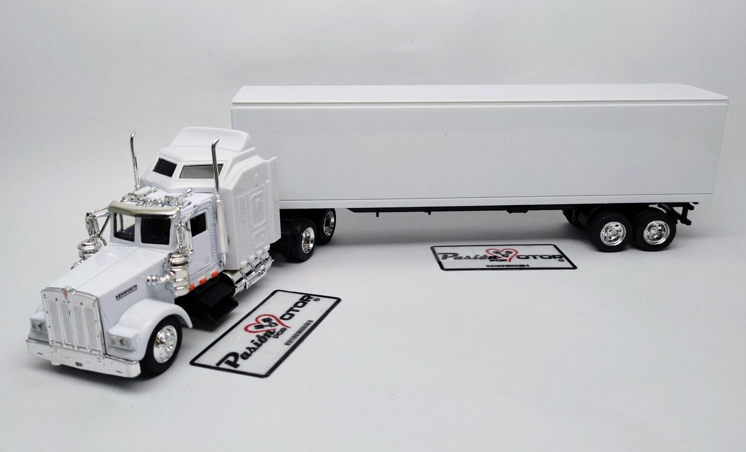 1:43 Kenworth W900 1987 C Caja Seca Blanco Liso Trailer NEW RAY Long Haul Trucker 00360 1:43 Kenworth W900 1987 C Caja Seca Blanco Liso Trailer NEW RAY Long Haul Trucker 00360