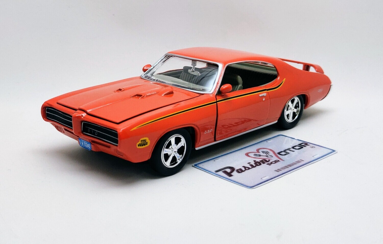 1:24 Pontiac GTO The Judge Coupe 1969 Naranja MOTOR MAX Timeless Legends 00632