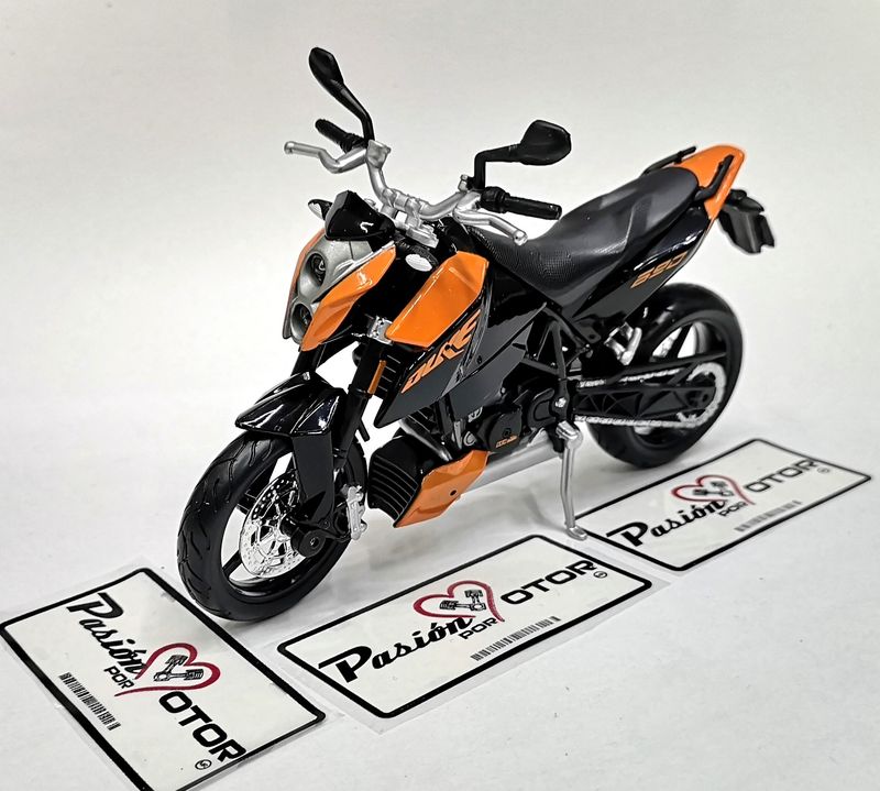 1:12 KTM 690 Duke 2009 Naranja Moto MAISTO Motorcycles 00980