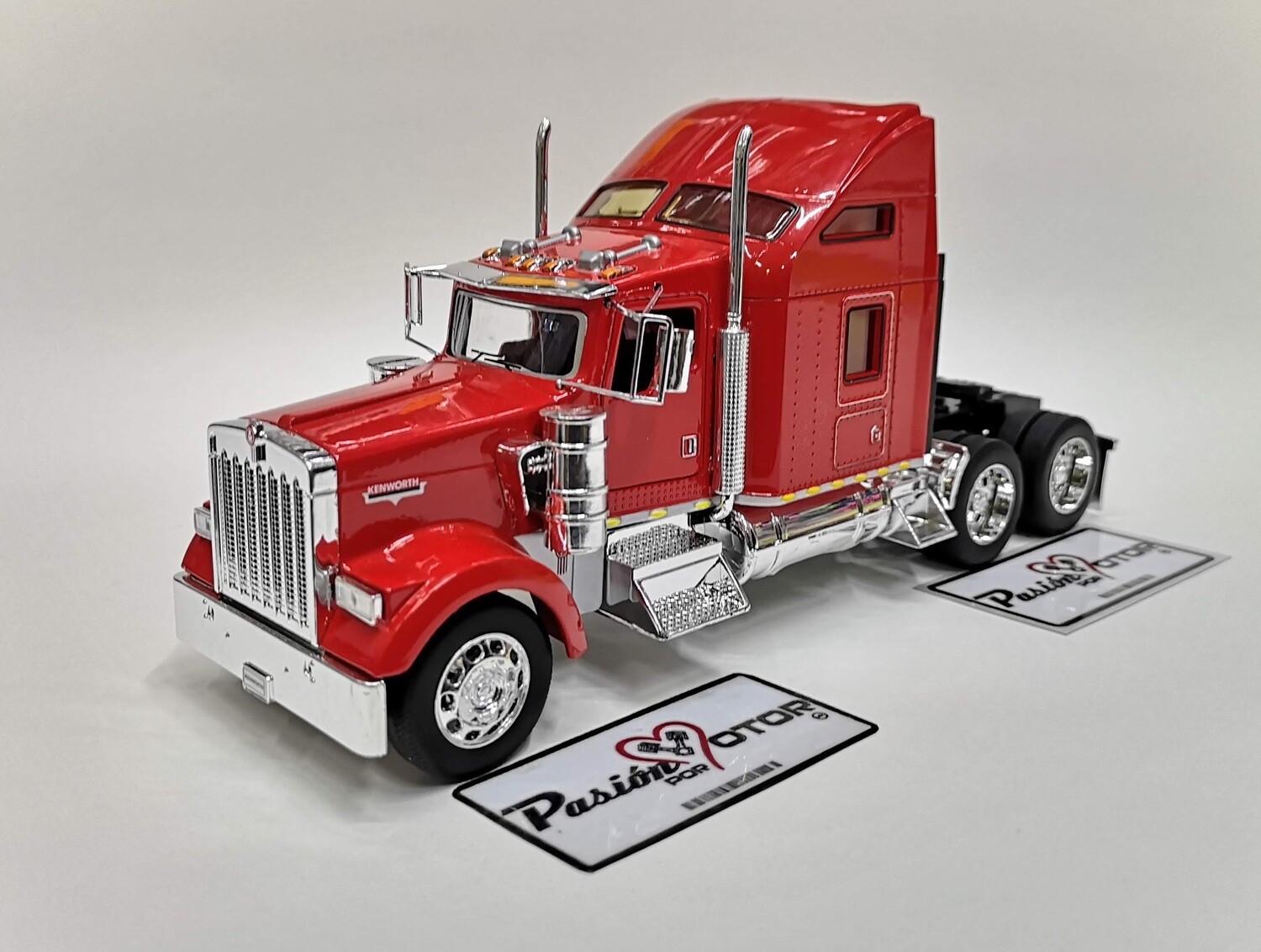 1:32 Kenworth W900 Aerocab 1995 Rojo Cabina WELLY Transporter Display a Granel Tractocamion 01413 1:32 Kenworth W900 Aerocab 1995 Rojo Cabina WELLY Transporter Display a Granel Tractocamion 01413