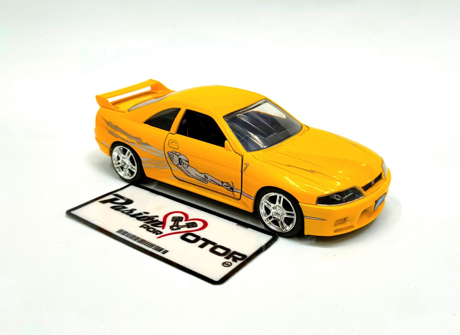 5 Pulgadas / 1:35 Nissan Skyline GT-R (BCNR33) Coupe Leon´s 1995 Amarillo Rapido y Furioso 1 JADA TOYS 1:32 02047