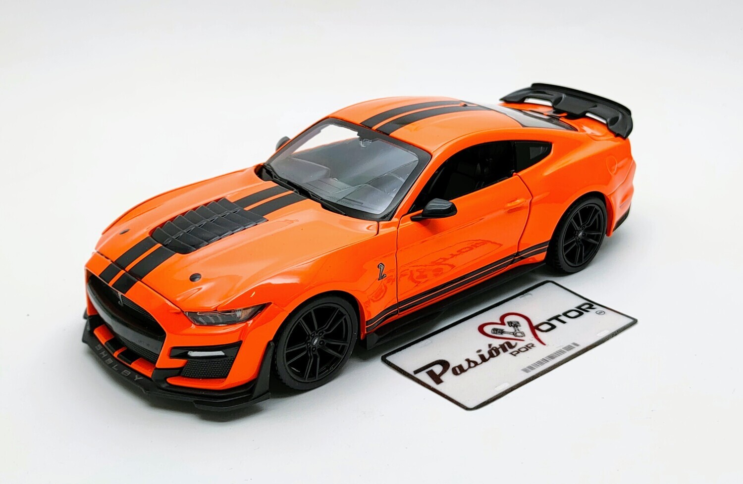 1:24 Ford Mustang Shelby GT500 2020 Coupe Naranja MAISTO Special Edition 02348
