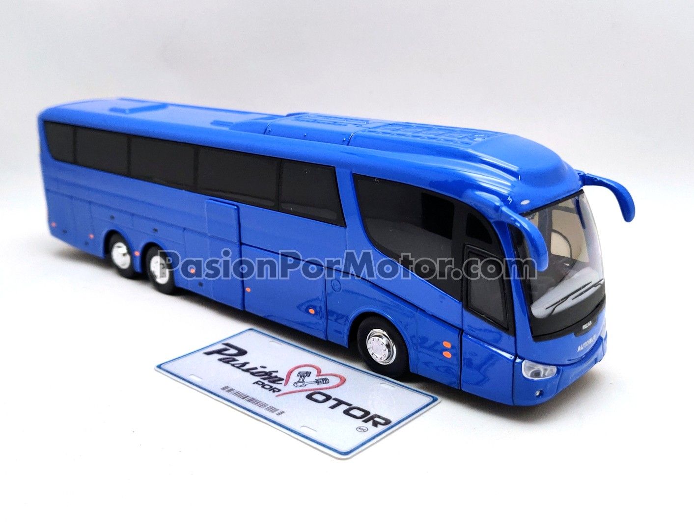 1:50 Irizar PB Autobus Tres Ejes 2001 Azul CARARAMA Scania Man 02699