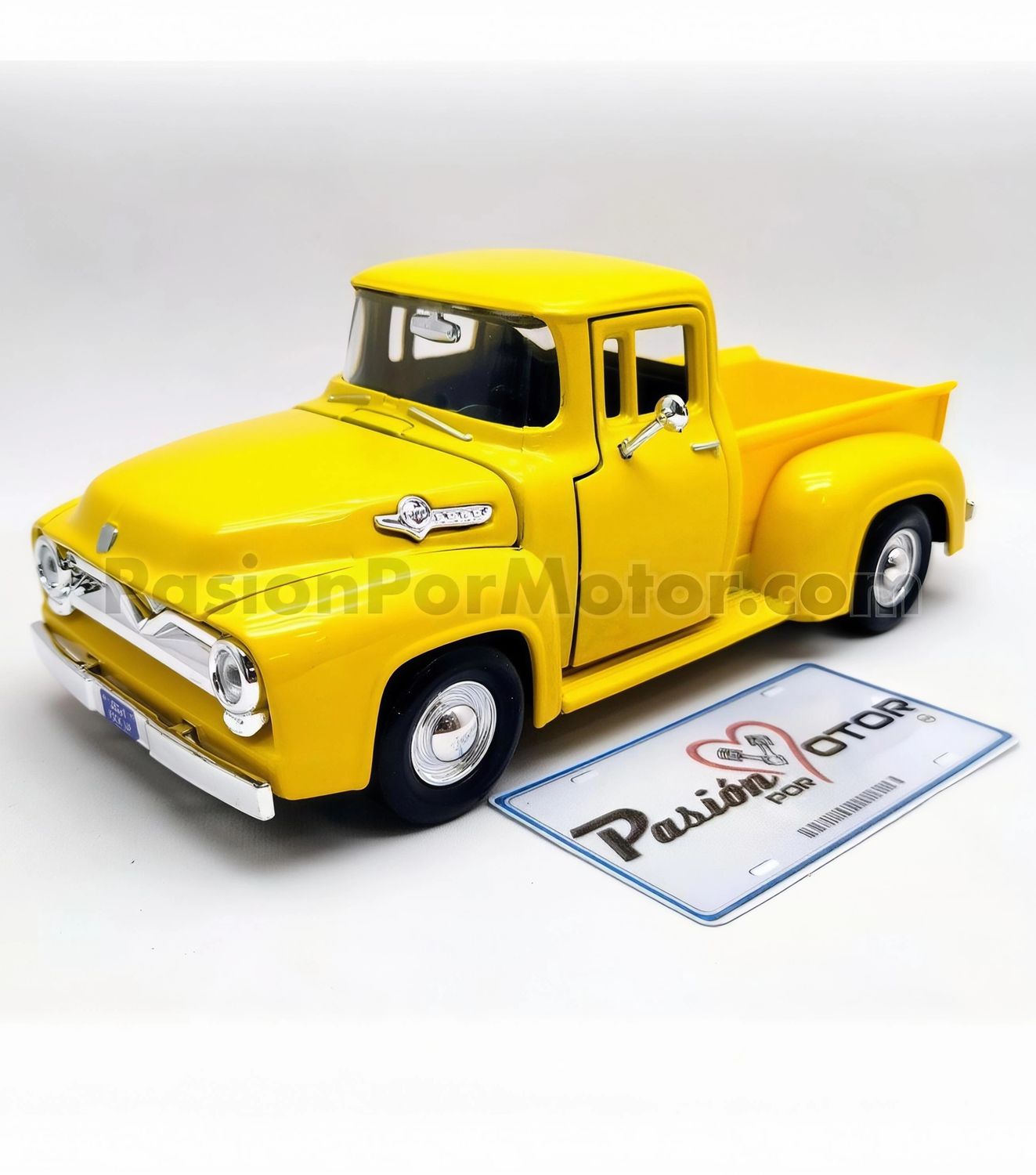 1:24 Ford F-100 Pick Up 1955 Amarillo MOTOR MAX Timeless Legends 02955 1:24 Ford F-100 Pick Up 1955 Amarillo MOTOR MAX Timeless Legends 02955