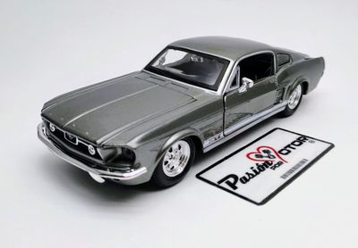 1:24 Ford Mustang GT Fastback Coupe 2+2 1967 Gris MAISTO Special Edition 03040