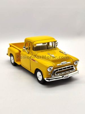1:24 Chevrolet 3100 Stepside Pick Up 1957 Amarillo MOTOR MAX Timeless Legends 00240 1:24 Chevrolet 3100 Stepside Pick Up 1957 Amarillo MOTOR MAX Timeless Legends 00240