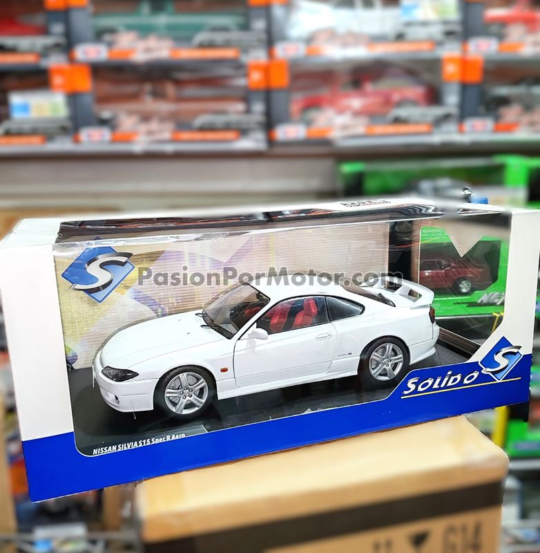 1:18 Nissan Silvia S15 Spec R Aero 1999 Blanco SOLIDO 04743