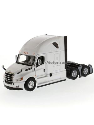 1:50 Freightliner New Cascadia BBC 72" RR Sleeper 128" Blanco DIE CAST MASTERS Transport Series 04900 1:50 Freightliner New Cascadia BBC 72" RR Sleeper 128" Blanco DIE CAST MASTERS Transport Series 04900