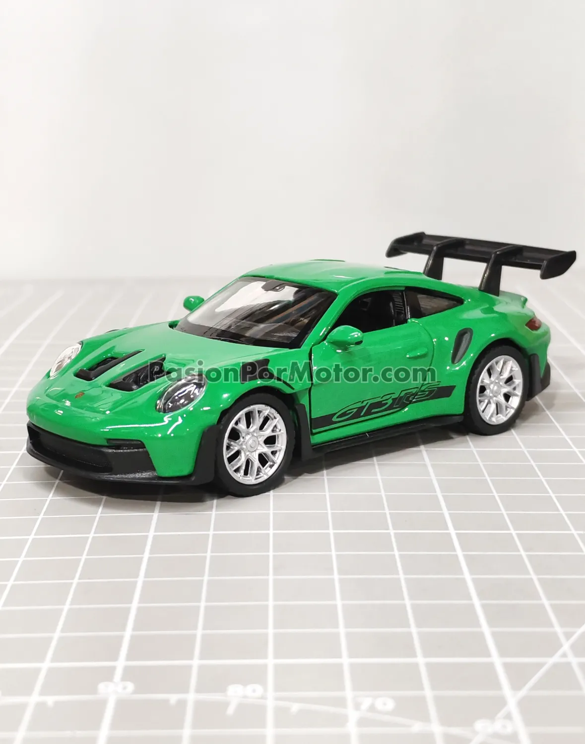 5 Pulgadas / 1:38 Porsche 911 GT3 RS (992) 2023 Verde WELLY En Display a Granel 1:32 05095
