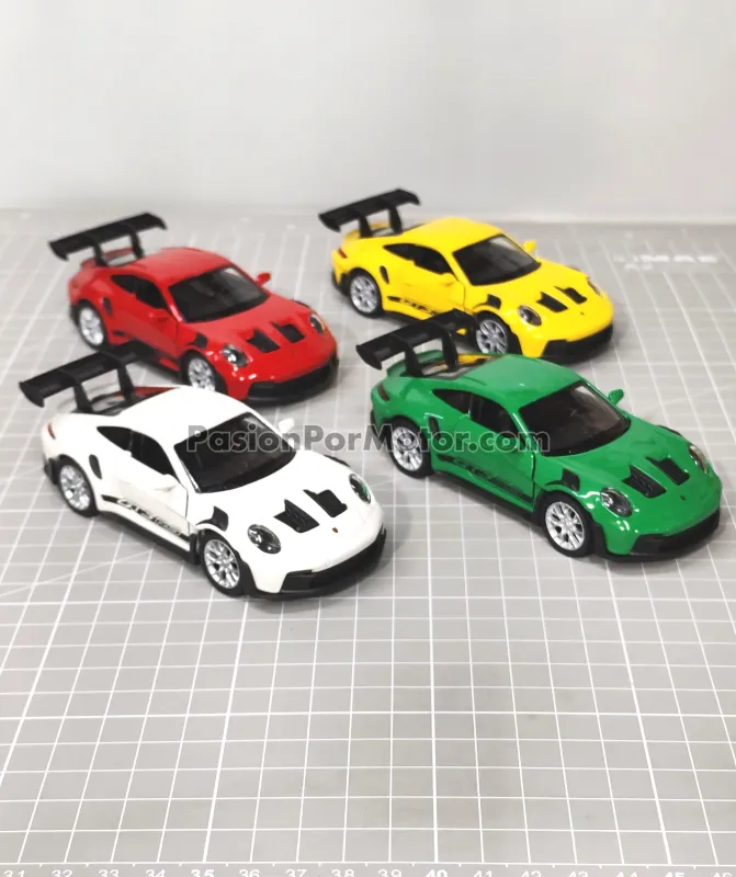 Serie de 4 Pz - 5 Pulgadas / 1:38 Porsche 911 GT3 RS (992) 2023 Verde WELLY En Display a Granel 1:32 05126