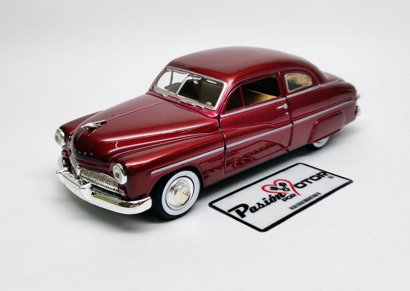 1:24 Ford Mercury Eight Coupe 1949 Borgoña MOTOR MAX