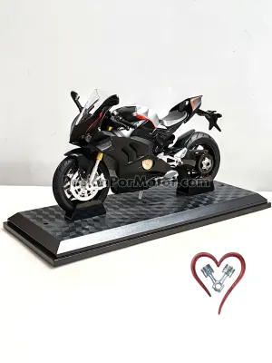 1:12 Ducati V4s 2020 Negro Bitono Con Luz y Sonido + Base 05174