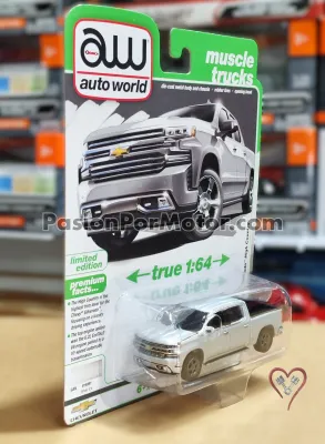 1:64 Chevrolet Silverado High Country 2019 Plata AUTO WORLD Muscle Trucks Premium Series 2026 W1 B Pick Up 05267