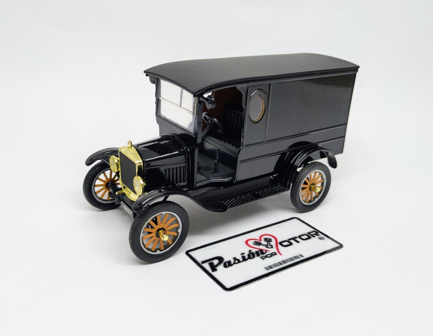 1:24 Ford T Paddy Wagon Panel 1925 Negro MOTOR MAX Platinum Carcacha 05400
