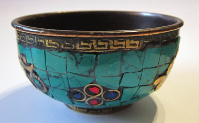Incense holder for resins in worked copper