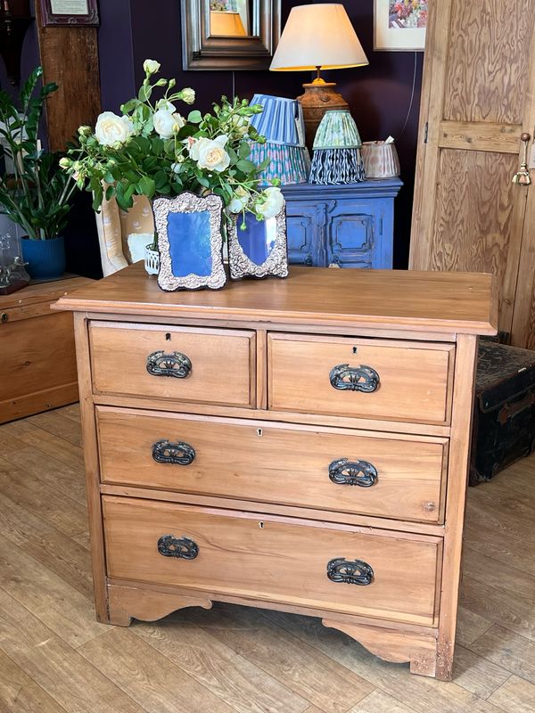 Edwardian Chest Of Drawers