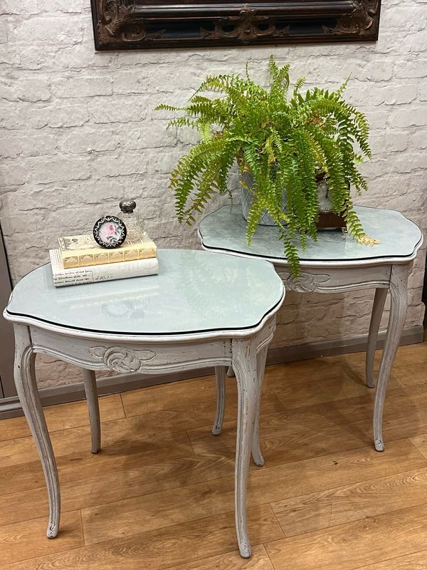 Vintage Side Tables / Bedside Tables (Pair)