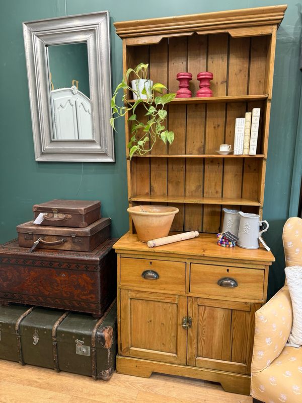 Victorian Pine Dresser
