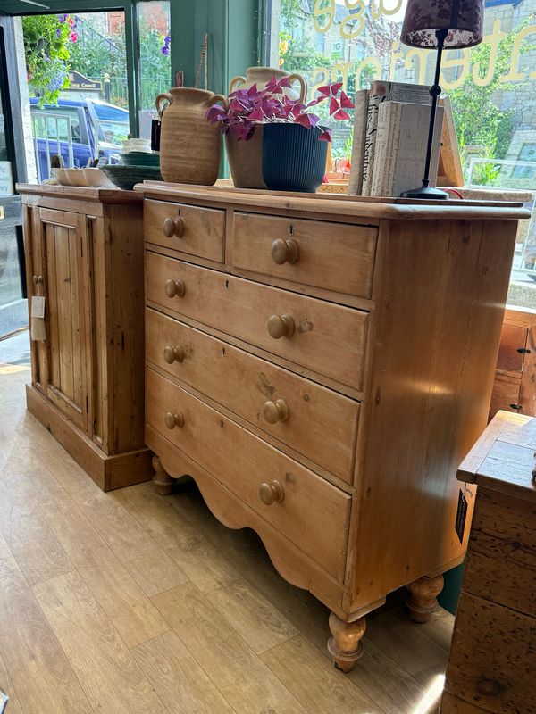 Antique Victorian Pine Chest Of Drawers Antique Victorian Pine Chest Of Drawers