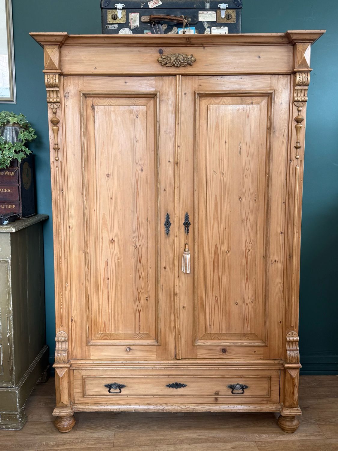 Vintage Continental Pine Knockdown Wardrobe / Armoire Vintage Continental Pine Knockdown Wardrobe / Armoire