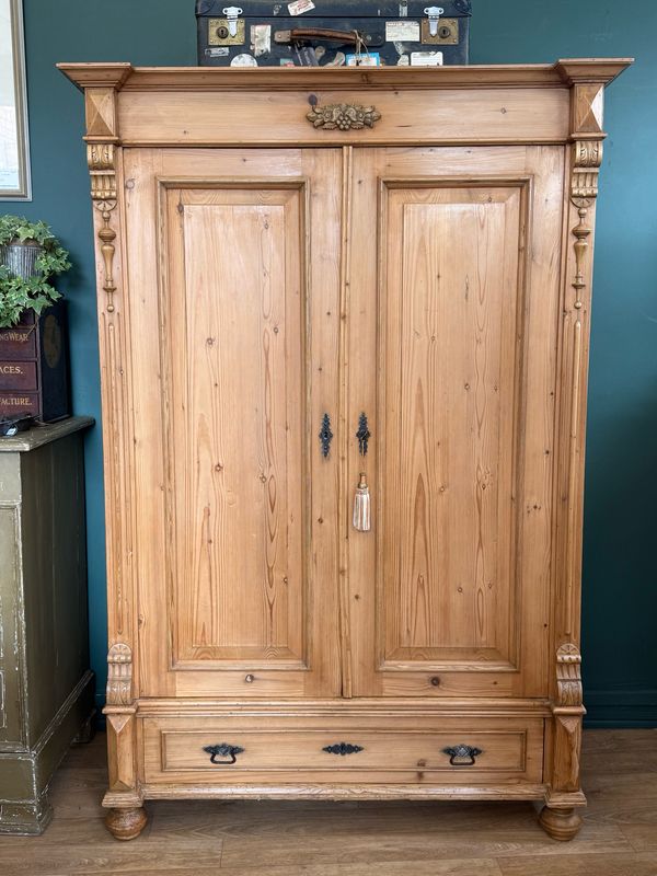 Vintage Continental Pine Knockdown Wardrobe / Armoire Vintage Continental Pine Knockdown Wardrobe / Armoire