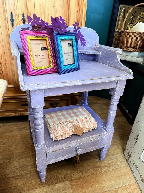 Vintage Washstand / Dressing Table Vintage Washstand / Dressing Table