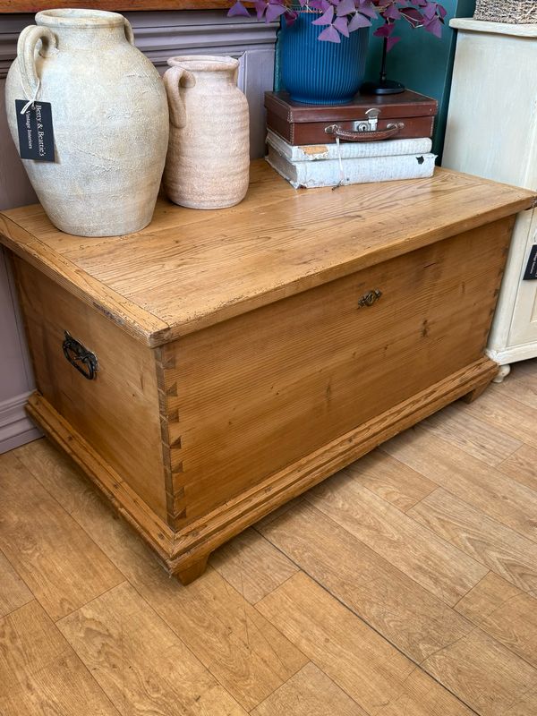 Antique Pine Trunk / Chest / Coffee Table Antique Pine Trunk / Chest / Coffee Table